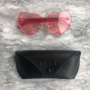 DIFF Pink Heart Sunglasses